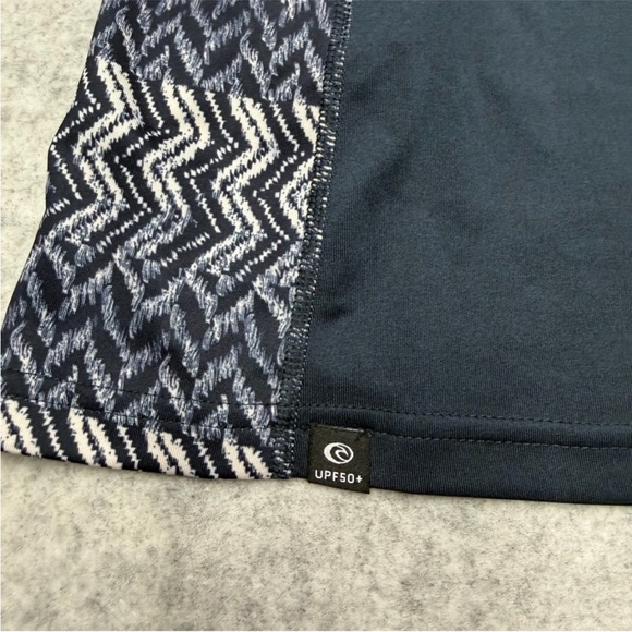 Rip Curl Navy Zip-Up Rash Guard - Picture 3 of 5